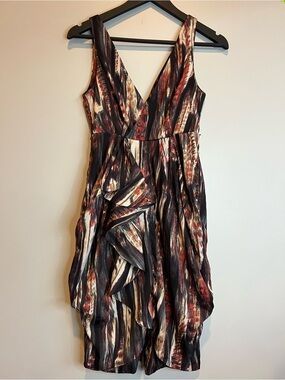 Future State Abstract Print Draped Cocktail Dress Size 4 Sleeveless V Neck